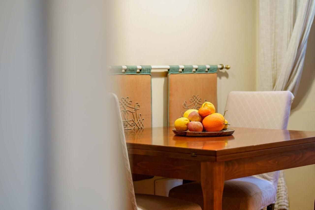 Suite Aldrovandi, With Private Garden ボローニャ エクステリア 写真